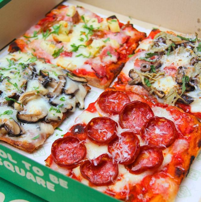4x pizza slices🍕