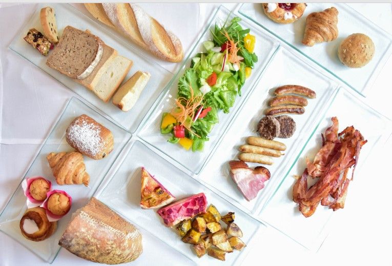 The Sukhothai Western Brunch Box 🥗
