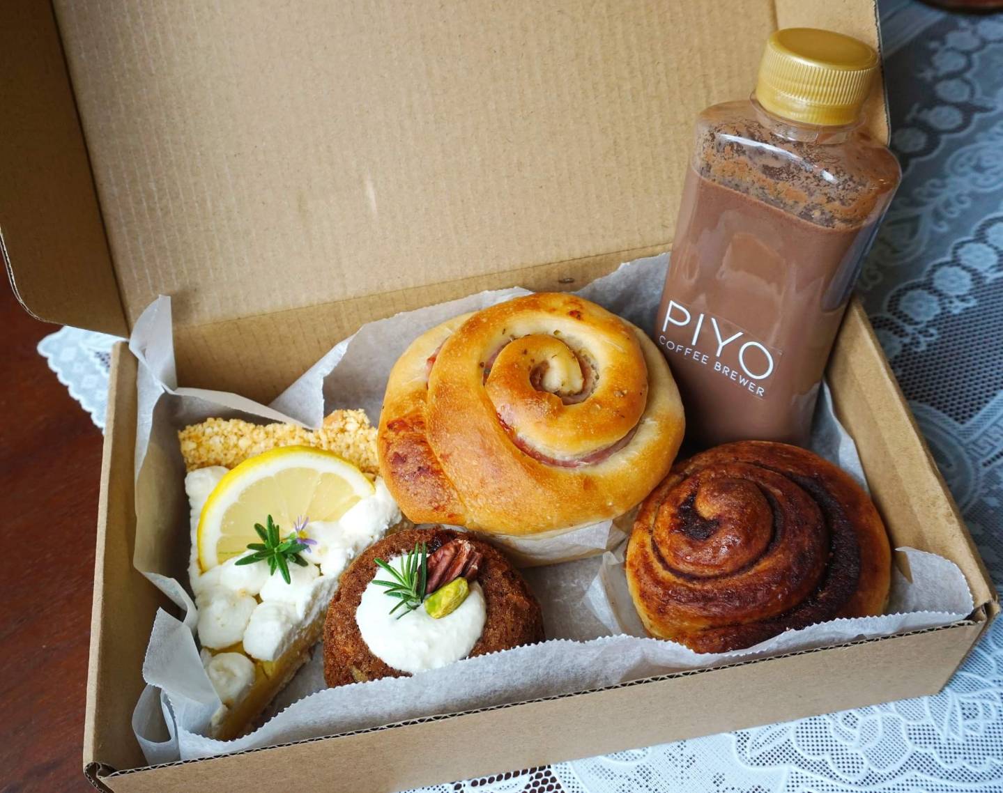 Piyo coffee brewer surprise bakery box 🥐🎁