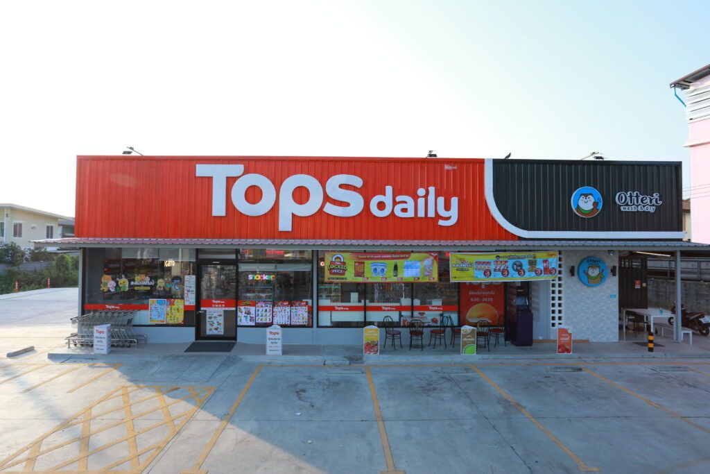 Tops daily L.P.N. Soonwattanatham