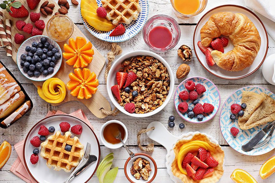 Breakfast Surprise box 