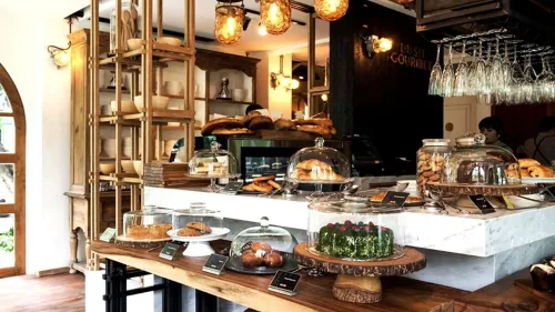 Dusit Gourmet (Baan Dusit)