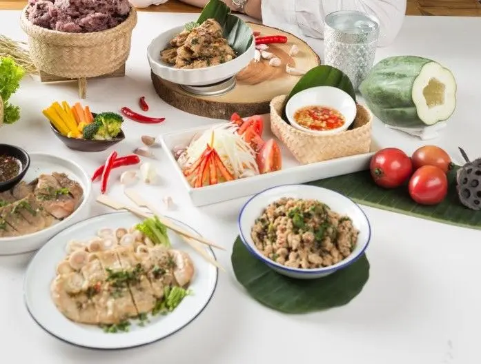 Low-calorie meals + Proteins